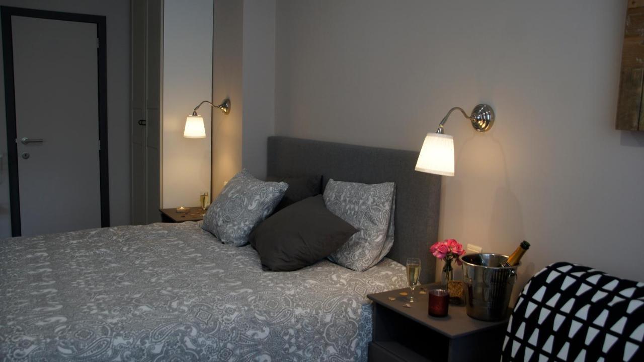 Apartamento Les Petits Nids De Nina 2 Fosses-La-Ville Exterior foto